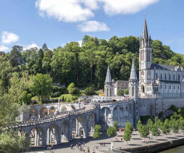 facts about Lourdes things to see sanctuary Joe Walsh Tours Pilgrimages